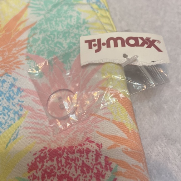 NWT Cynthia Rowley Size 4 Shorts - Picture 3 of 10